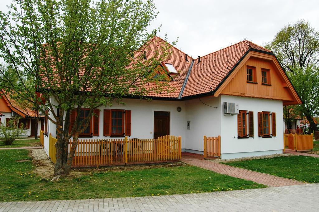 Prekmurska Vas - Vital * Moravske Toplice